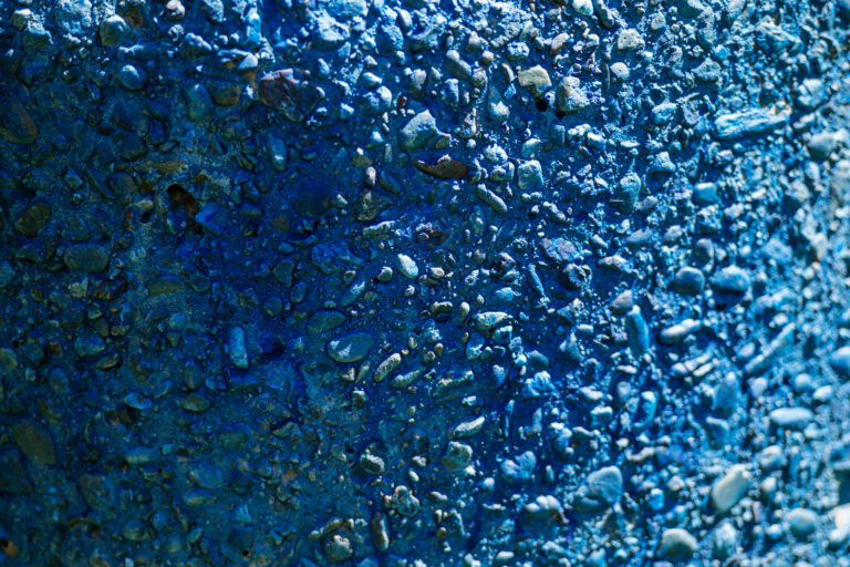 BlueTrashGlassWEB-Z8C_2886