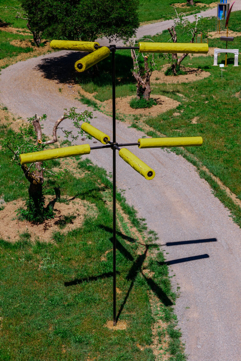 Grande Yellow Octopoda